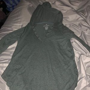American Eagle Sweater/shirt